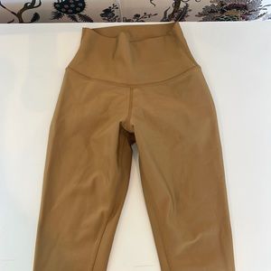 Alo Yoga High Waisted Leggings (XXS)